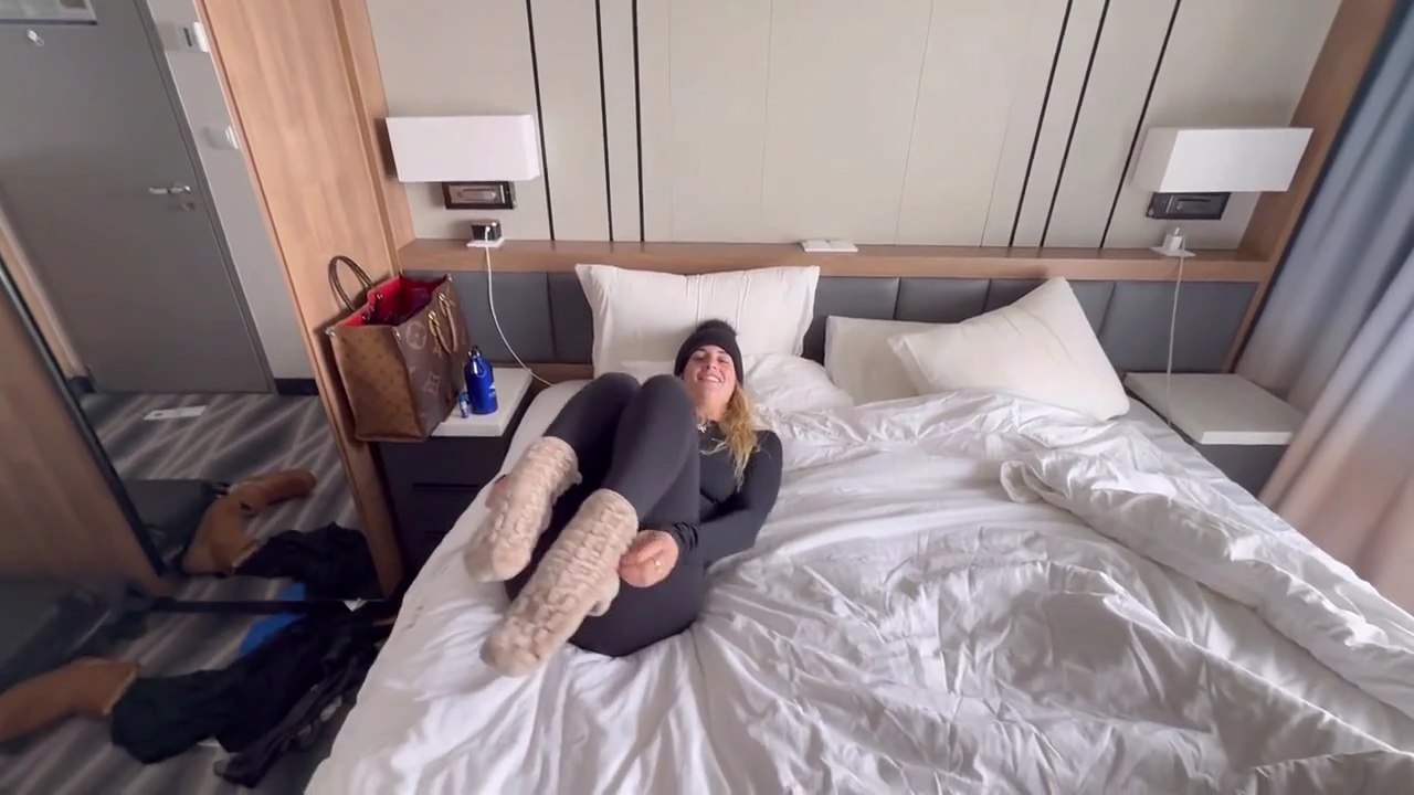 Cheating on girlfriend with a beautiful blonde on a cruise porn video