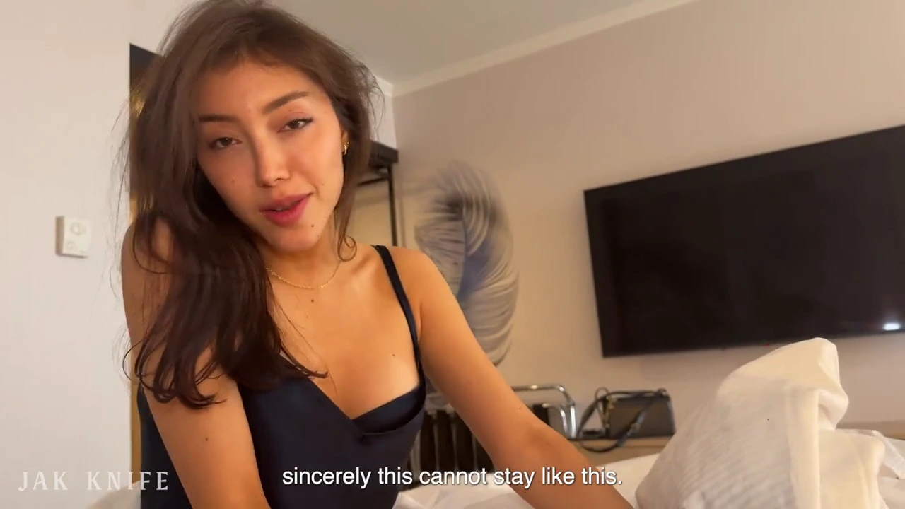 Hot Spanish woman uses signs to talk to an American man - Ruth Lee porn video